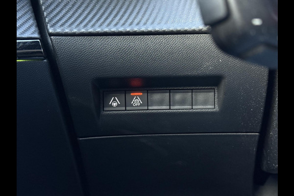 Peugeot e-2008 EV GT 50 kWh | Panorama | Trekhaak | Navi | Camera |