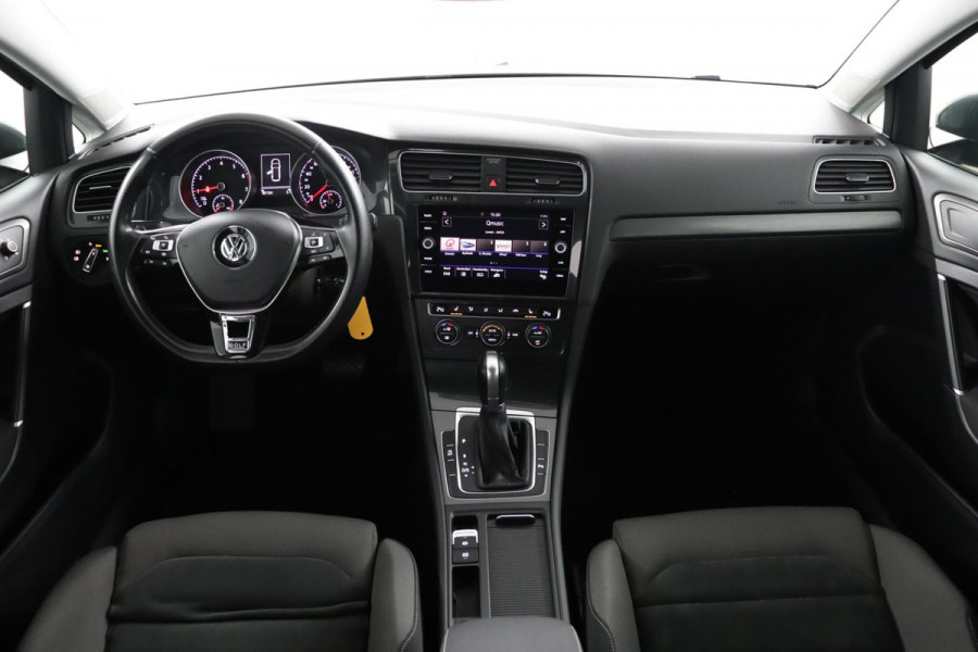 Volkswagen Golf Variant 1.0 TSI Comfortline Business Automaat|Stoelverwarming|Trekhaak