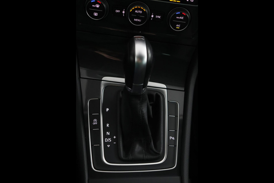 Volkswagen Golf Variant 1.0 TSI Comfortline Business Automaat|Stoelverwarming|Trekhaak
