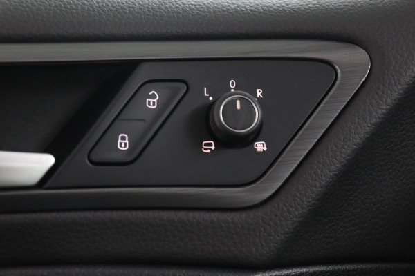 Volkswagen Golf Variant 1.0 TSI Comfortline Business Automaat|Stoelverwarming|Trekhaak