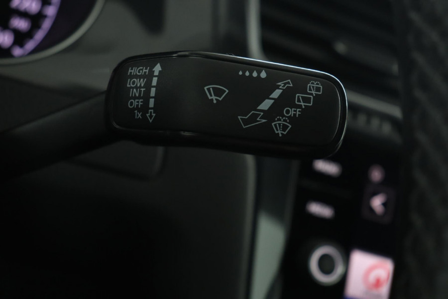 Volkswagen Golf Variant 1.0 TSI Comfortline Business Automaat|Stoelverwarming|Trekhaak