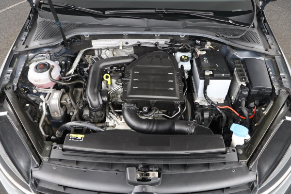 Volkswagen Golf Variant 1.0 TSI Comfortline Business Automaat|Stoelverwarming|Trekhaak