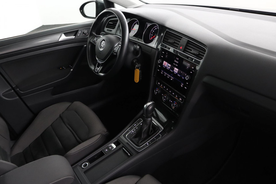 Volkswagen Golf Variant 1.0 TSI Comfortline Business Automaat|Stoelverwarming|Trekhaak