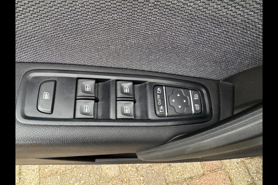 Renault Kangoo Family Tce 100 Edition One / Trekhaak / Navi