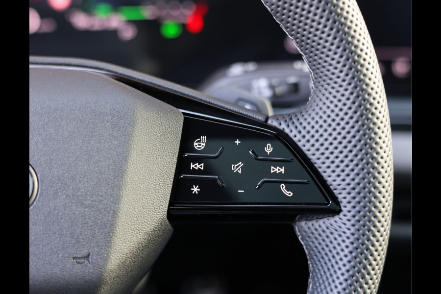 Audi A6 Avant Competition e-hybrid Quattro | Midnight Green - Direct rijden!