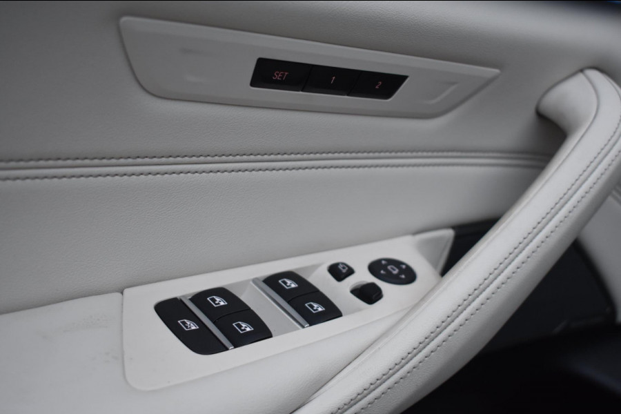 BMW 5 Serie 530e M-Sport Pro | LASERLIGHT | HARMAN KARDON | 360 CAMERA | TREKHAAK | DEALER ONDERHOUDEN | NAP |