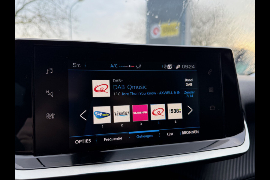Peugeot 2008 BWJ 11-2020 | 1.2PT 101PK Active | CAMERA A | NAVIGATIE | CRUISE | CARPLAY | EL. AIRCO |