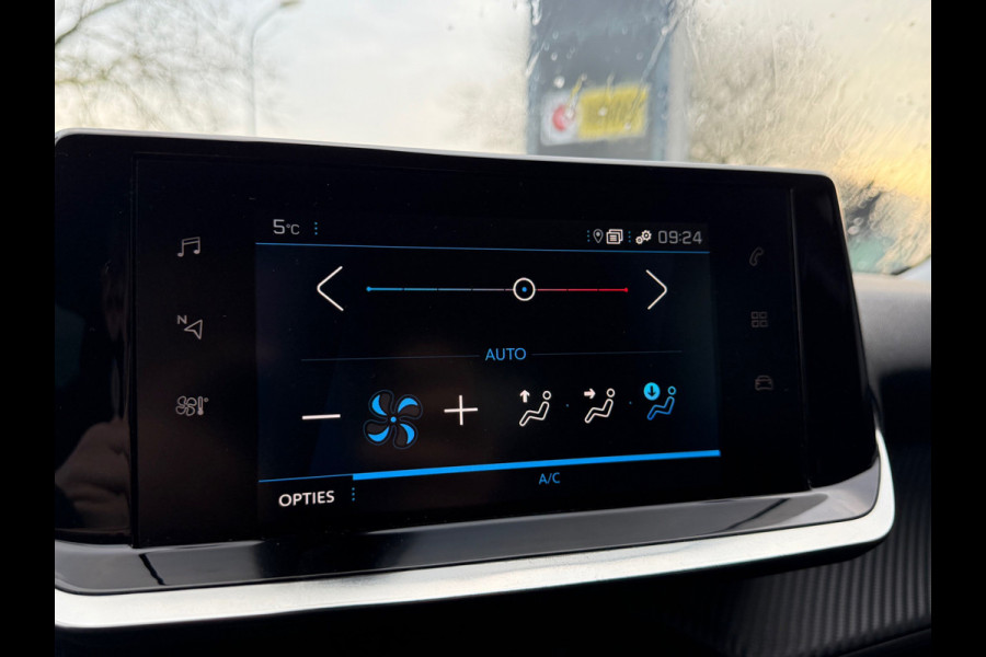 Peugeot 2008 BWJ 11-2020 | 1.2PT 101PK Active | CAMERA A | NAVIGATIE | CRUISE | CARPLAY | EL. AIRCO |