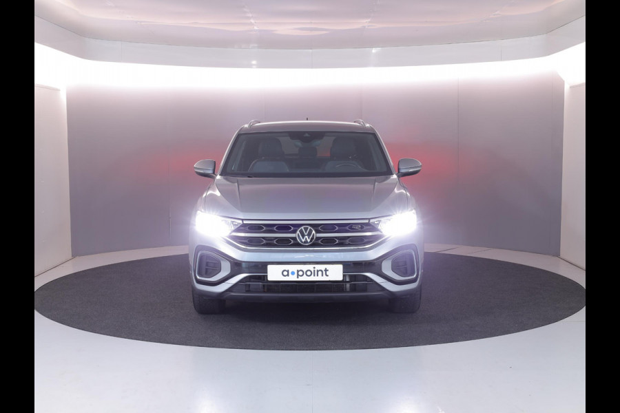 Volkswagen T-Roc 1.5 TSI R-Line 150 pk Automaat (DSG) | Verlengde garantie | Navigatie | Parkeersensoren (Park assist) | Achteruitrijcamera | Stoelverwarming | R-Line |