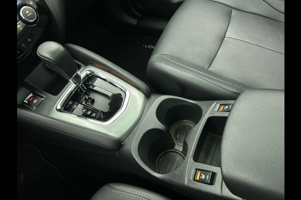 Nissan QASHQAI 1.2 Tekna Automaat (PANORAMADAK, STOELVERWARMING, 360 CAMERA, GOED ONDERHOUDEN)
