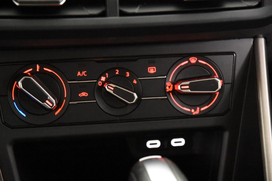 Volkswagen Polo 1.0 TSI DSG *1ste Eigenaar*Navigatie*PDC*DAB*