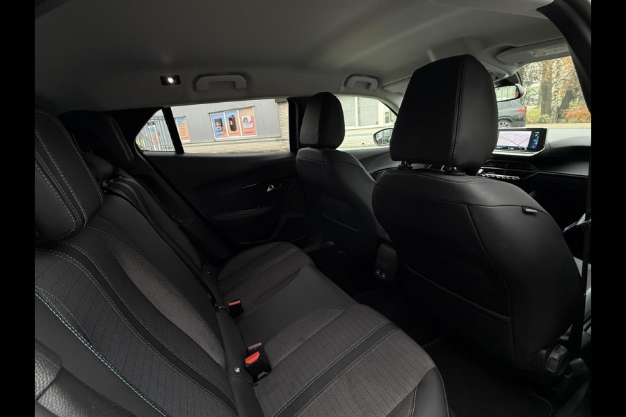 Peugeot e-2008 EV Allure 50 kWh | Navi | Camera | 3D Cockpit