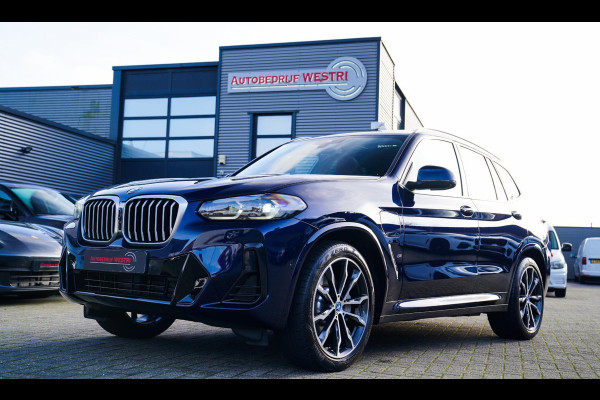 BMW X3 XDrive30e High executive | M-pakket | Panorama | Camera | Harman/Kardon | Stuuwiel verwarmd | Luxe Nappa Leder | 20 inch |