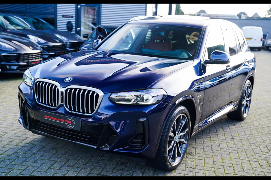BMW X3 XDrive30e High executive | M-pakket | Panorama | Camera | Harman/Kardon | Stuuwiel verwarmd | Luxe Nappa Leder | 20 inch |