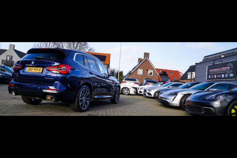 BMW X3 XDrive30e High executive | M-pakket | Panorama | Camera | Harman/Kardon | Stuuwiel verwarmd | Luxe Nappa Leder | 20 inch |
