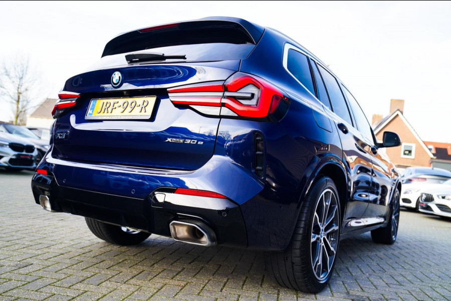 BMW X3 XDrive30e High executive | M-pakket | Panorama | Camera | Harman/Kardon | Stuuwiel verwarmd | Luxe Nappa Leder | 20 inch |