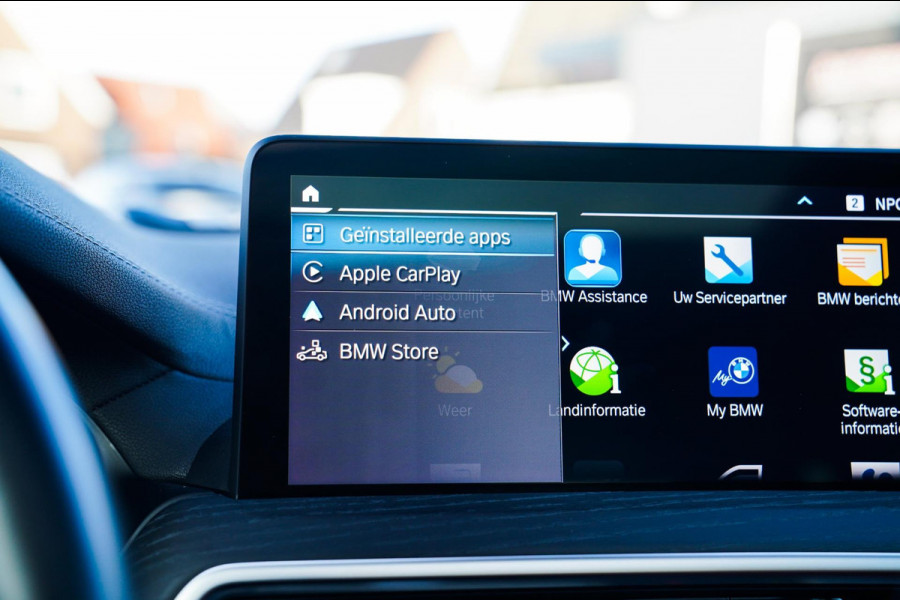 BMW X3 XDrive30e High executive | M-pakket | Panorama | Camera | Harman/Kardon | Stuuwiel verwarmd | Luxe Nappa Leder | 20 inch |