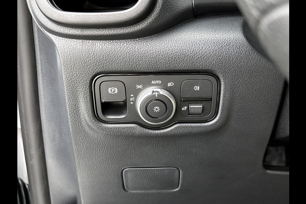Mercedes-Benz Vito 116 CDI L2 Pro Led voor + achter Parkeerpakket Achterklep Trekhaak Achteruitrijcamera Apple Carplay/Android Auto Betimmering Cru