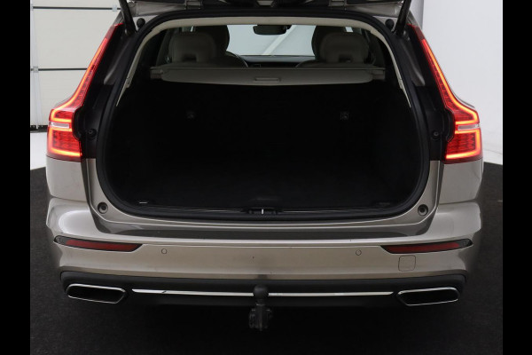 Volvo V60 2.0 B4 Inscription | Trekhaak | Leder | Stoel & stuurverwarming | Camera | Adaptive cruise | Carplay | Navigatie | Keyless | Climate control | Parkeerhulp