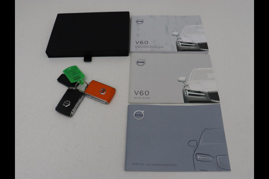 Volvo V60 2.0 B4 Inscription | Trekhaak | Leder | Stoel & stuurverwarming | Camera | Adaptive cruise | Carplay | Navigatie | Keyless | Climate control | Parkeerhulp