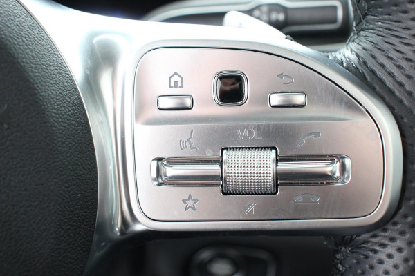 Mercedes-Benz GLE 350 e 4MATIC Plug in Hybride AMG Night | Panorama dak | Navigatie | Climate Control | Led | Dab | Camera | Wegklapbare Trekhaak |