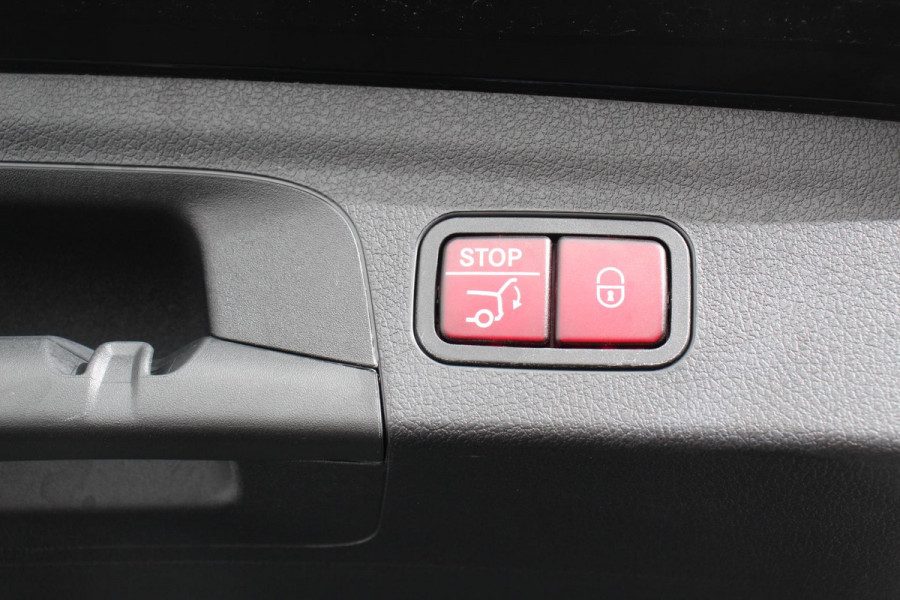 Mercedes-Benz GLE 350 e 4MATIC Plug in Hybride AMG Night | Panorama dak | Navigatie | Climate Control | Led | Dab | Camera | Wegklapbare Trekhaak |