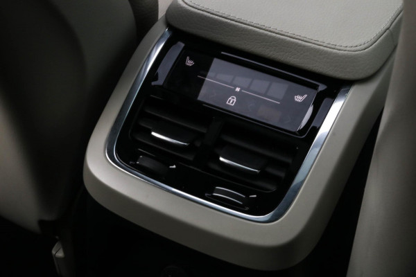 Volvo XC90 2.0 T8 Recharge AWD - PANO - LUCHTVERING - ELEKTR. STOELEN - HARMAN KARDON - HEAD UP