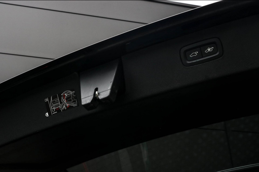 Volvo XC90 2.0 T8 Recharge AWD - PANO - LUCHTVERING - ELEKTR. STOELEN - HARMAN KARDON - HEAD UP