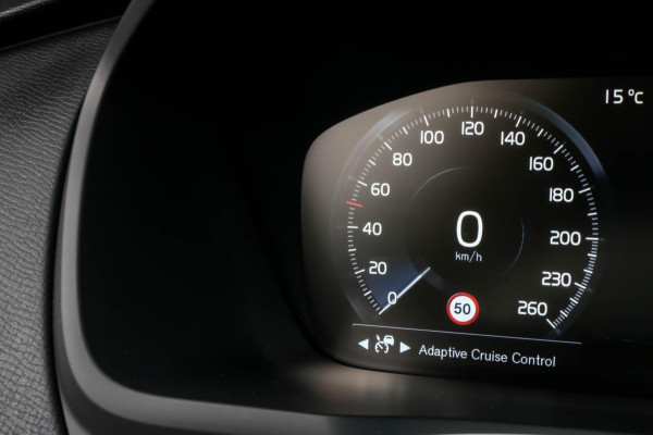 Volvo XC90 2.0 T8 Recharge AWD - PANO - LUCHTVERING - ELEKTR. STOELEN - HARMAN KARDON - HEAD UP