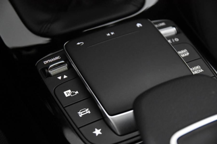 Mercedes-Benz A-Klasse 180 Business Solution *1ste Eigenaar*Stoelverwarming*Camera*