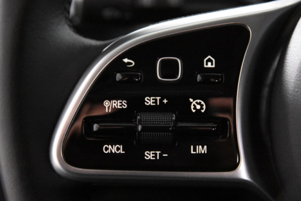 Mercedes-Benz A-Klasse 180 Business Solution *1ste Eigenaar*Stoelverwarming*Camera*