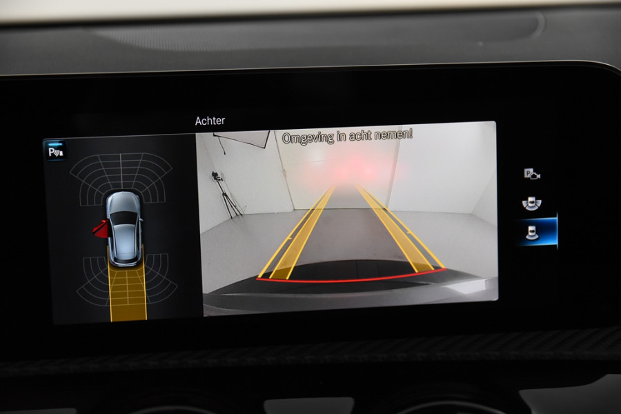 Mercedes-Benz A-Klasse 180 Business Solution *1ste Eigenaar*Stoelverwarming*Camera*