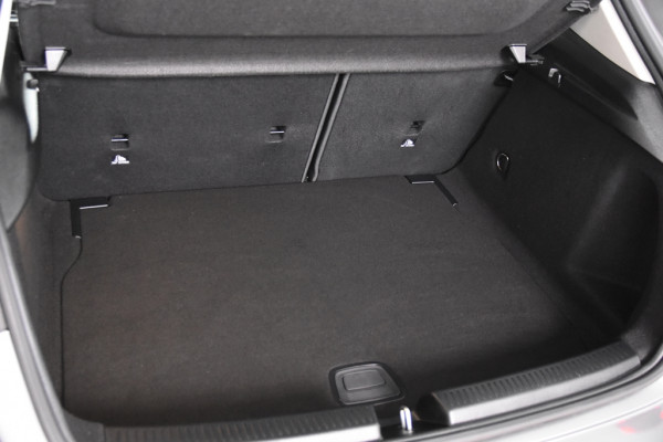 Mercedes-Benz A-Klasse 180 Business Solution *1ste Eigenaar*Stoelverwarming*Camera*