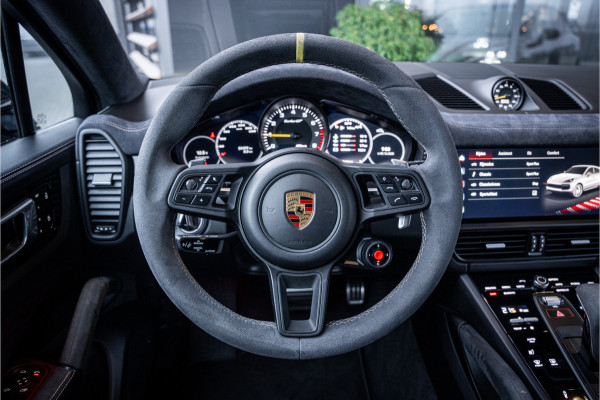 Porsche Cayenne Coupé 4.0 Turbo GT - Mahogany Metallic | Sport Chrono + | Alcantara | Bose | Memory