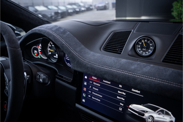 Porsche Cayenne Coupé 4.0 Turbo GT - Mahogany Metallic | Sport Chrono + | Alcantara | Bose | Memory