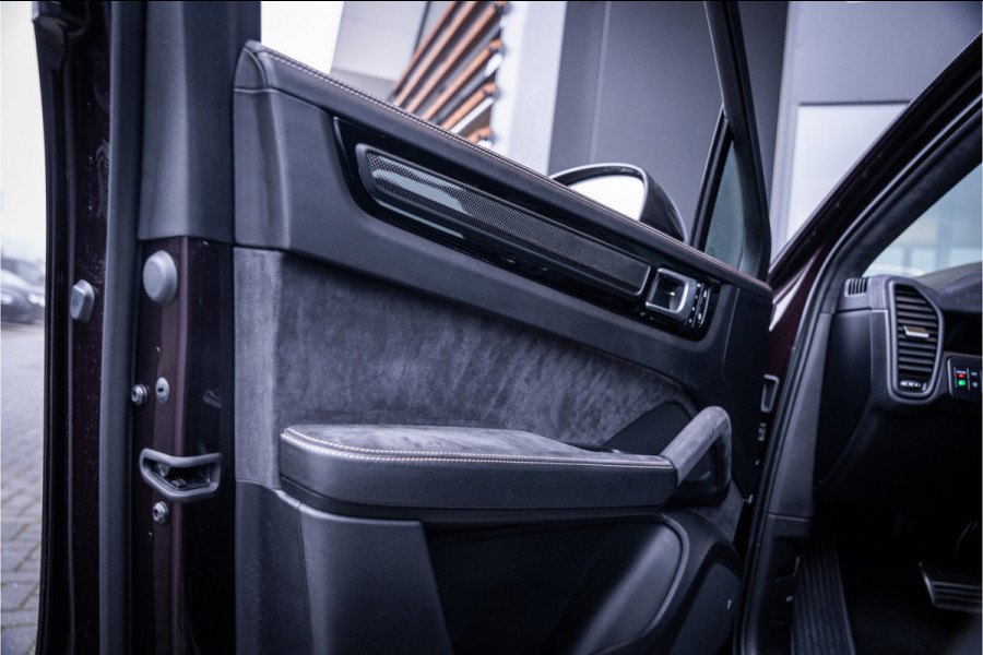 Porsche Cayenne Coupé 4.0 Turbo GT - Mahogany Metallic | Sport Chrono + | Alcantara | Bose | Memory