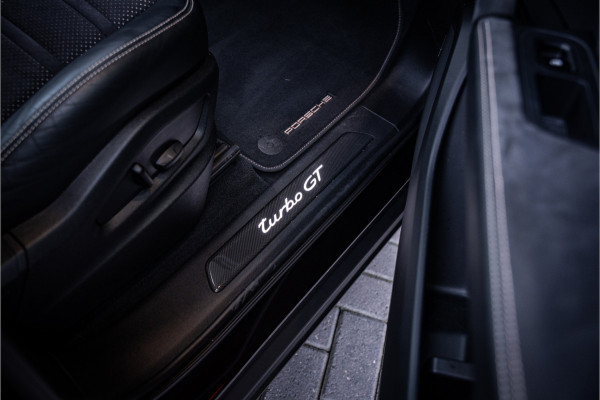 Porsche Cayenne Coupé 4.0 Turbo GT - Mahogany Metallic | Sport Chrono + | Alcantara | Bose | Memory