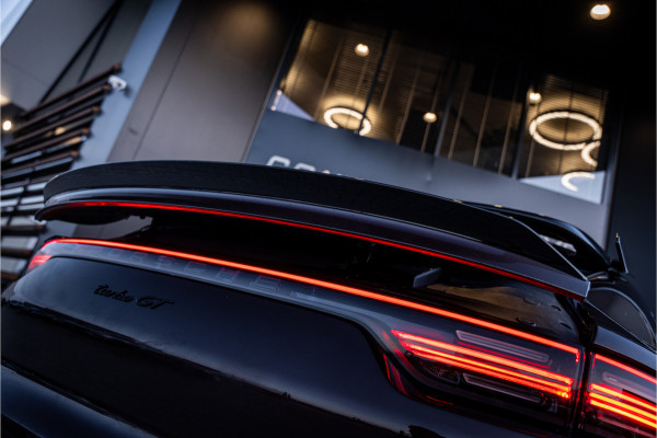 Porsche Cayenne Coupé 4.0 Turbo GT - Mahogany Metallic | Sport Chrono + | Alcantara | Bose | Memory