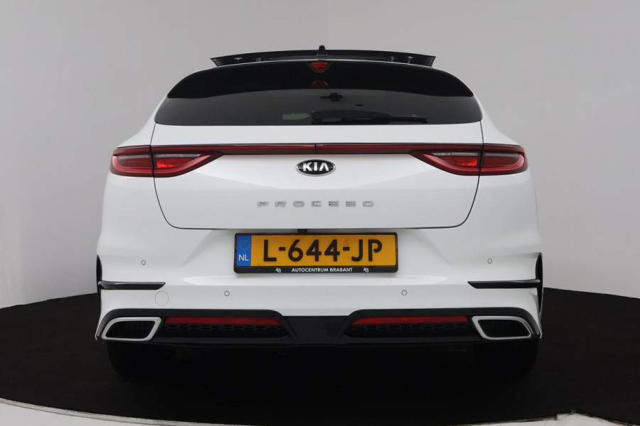 Kia ProCeed 1.5 T-GDI GT-PlusLine (PANORAMADAK, ACHTERUITRIJCAMERA, ELEKTR STOELEN, STOEL/STUUR VERWARMING)