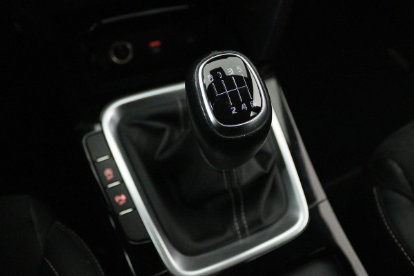 Kia ProCeed 1.5 T-GDI GT-PlusLine (PANORAMADAK, ACHTERUITRIJCAMERA, ELEKTR STOELEN, STOEL/STUUR VERWARMING)