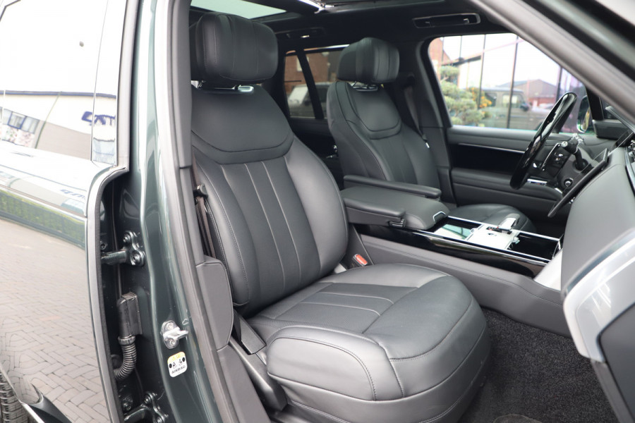 Land Rover Range Rover 3.0 P550e Autobiography | 550PK | Achterasbesturing | Massage | Head-up | Luchtvering | Keyless-go | Meridian signature | Sfeerv