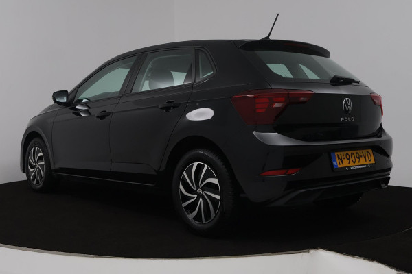 Volkswagen Polo 1.0 TSI Life Business (NAVIGATIE, STOELVERWARMING, ACHTERUITRIJCAMERA, ADAPTIVE CRUISE CONTROL, PARKEERSENSOREN)