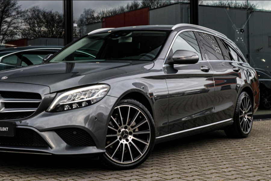 Mercedes-Benz C-Klasse Estate 180 - CARPLAY - NAVI - CAMERA - DEALER ONDERHOUDEN - STOELVERWARMING - SFEERVERLICHTING - DAB+ C180