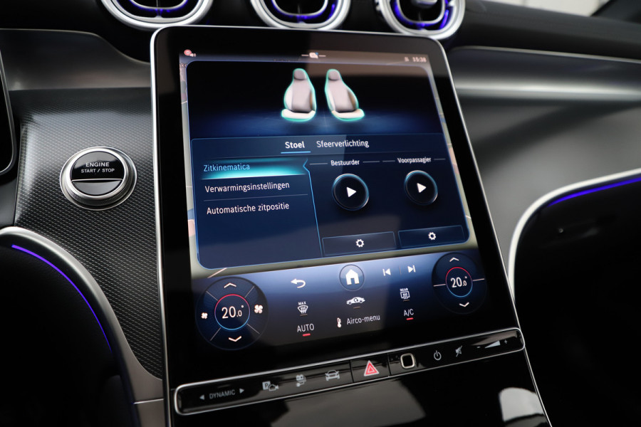 Mercedes-Benz GLC 300e AMG 4-Matic | 313PK | Pano | Keyless-go | Sfeerverlichting | Stuurwielverw. | Digital-light | Trekhaak | Distronic | 2024.