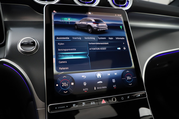 Mercedes-Benz GLC 300e AMG 4-Matic | 313PK | Pano | Keyless-go | Sfeerverlichting | Stuurwielverw. | Digital-light | Trekhaak | Distronic | 2024.