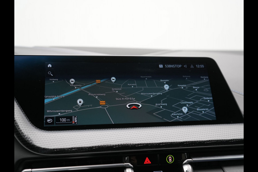 BMW 1-serie 120i M-Sport 179pk Dealer O.H. | Adaptive Cruise | Camera | LED Koplampen | Virtual | Apple Carplay | Sportstoelen & Stuur Verwarmd | Sfeerverlichting | Keyless | DAB |