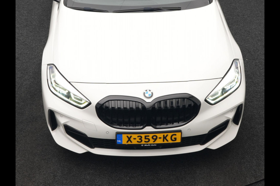 BMW 1-serie 120i M-Sport 179pk Dealer O.H. | Adaptive Cruise | Camera | LED Koplampen | Virtual | Apple Carplay | Sportstoelen & Stuur Verwarmd | Sfeerverlichting | Keyless | DAB |