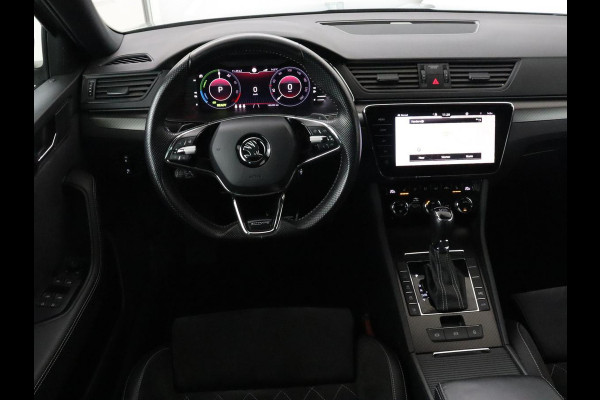 Škoda Superb 1.4 TSI iV Sportline | Trekhaak | 360 Camera | Achterbankverwarming | Adaptive cruise | Alcantara | Matrix LED | Carplay | Keyless | Sportstoelen | Memory | Navigatie | Stuurverwarming | PHEV | Plug In