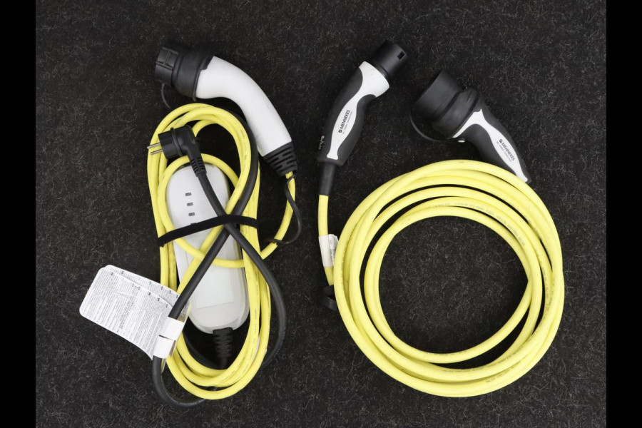 Škoda Superb 1.4 TSI iV Sportline | Trekhaak | 360 Camera | Achterbankverwarming | Adaptive cruise | Alcantara | Matrix LED | Carplay | Keyless | Sportstoelen | Memory | Navigatie | Stuurverwarming | PHEV | Plug In