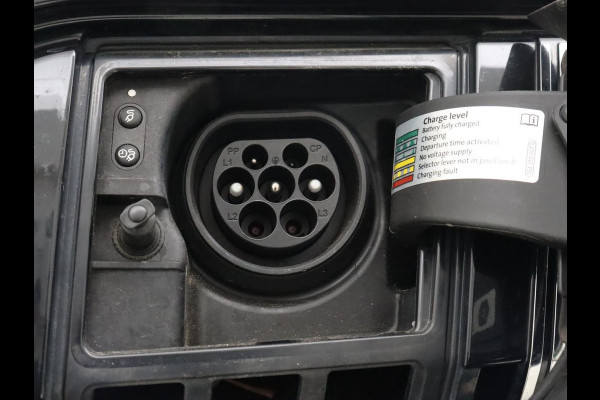 Škoda Superb 1.4 TSI iV Sportline | Trekhaak | 360 Camera | Achterbankverwarming | Adaptive cruise | Alcantara | Matrix LED | Carplay | Keyless | Sportstoelen | Memory | Navigatie | Stuurverwarming | PHEV | Plug In